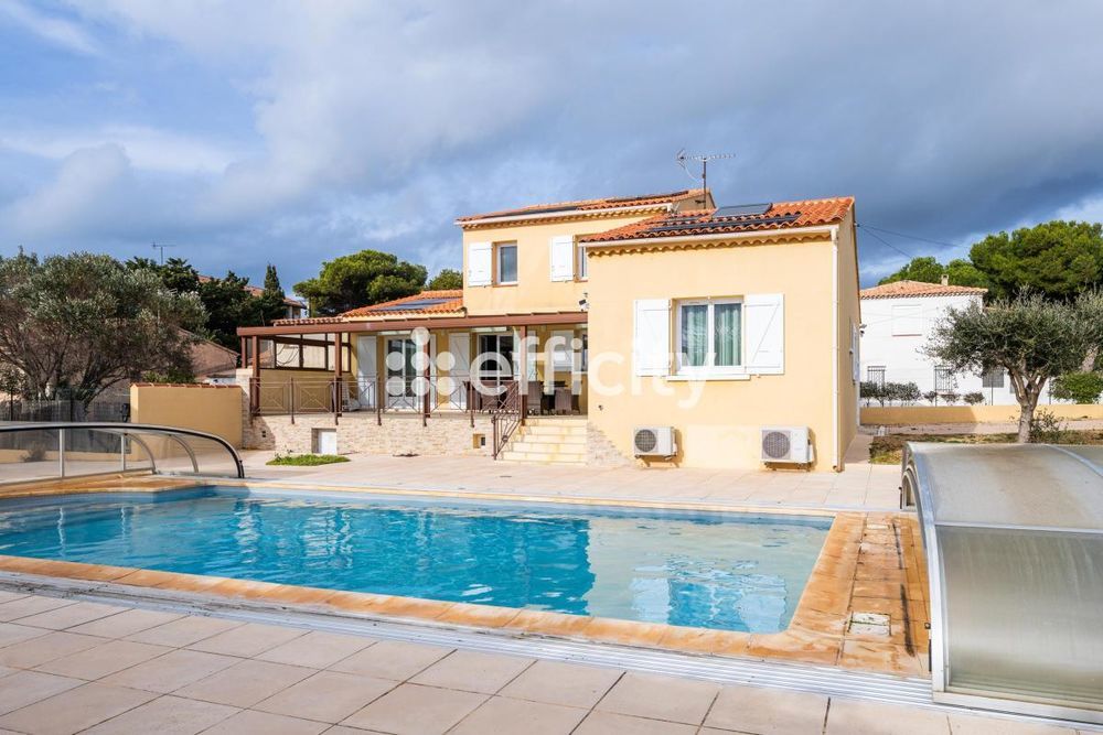 � vendre  Villa Carro (13500)