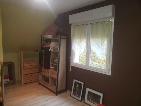   Chambre de 14m2 � louer sur Cierrey 