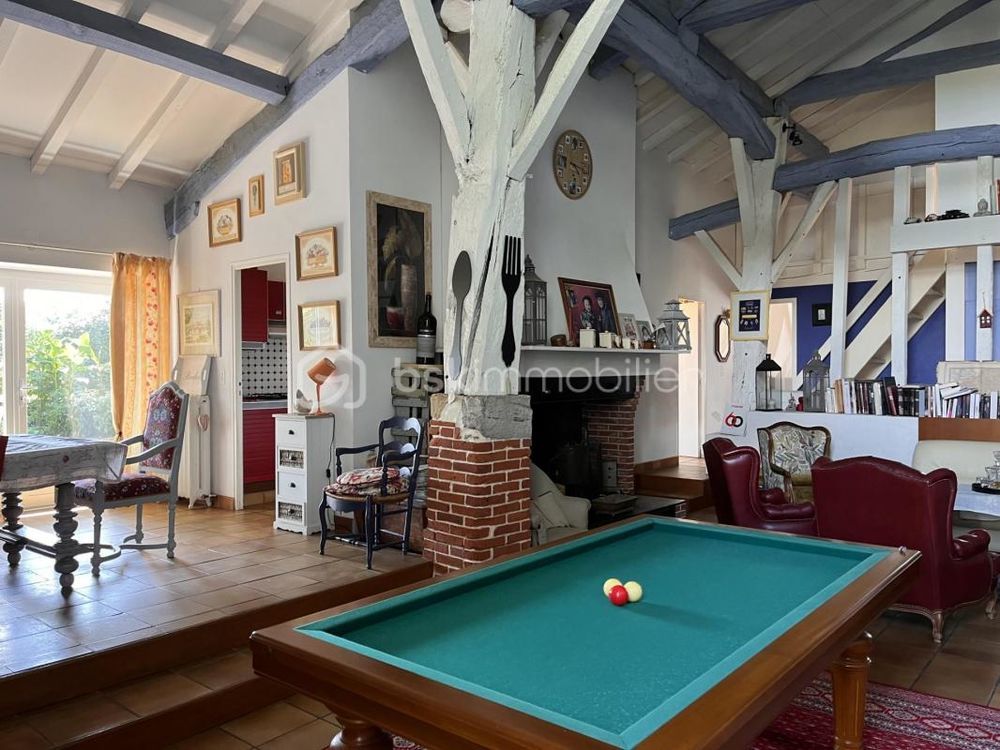 � vendre  Propri�t�/ch�teau Saint-Vincent-de-Tyrosse (40230)