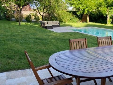   Chambre de 25m2 � louer sur Cinq-Mars-la-Pile 