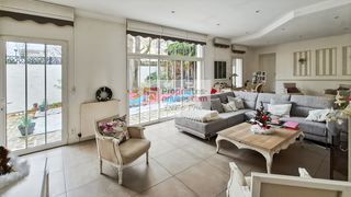  Maison � vendre 9 pi�ces 280 m�