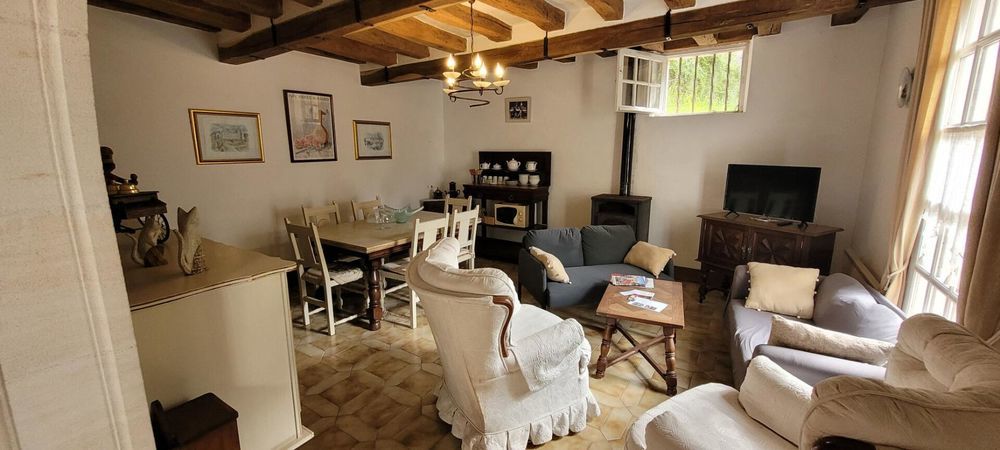 � vendre  Propri�t�/ch�teau La Chartre-sur-le-Loir (72340)