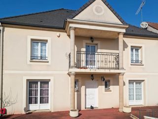  Maison � vendre 8 pi�ces 180 m�