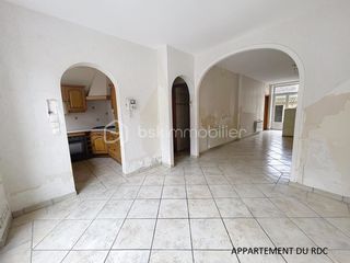  Immeuble � vendre 3 pi�ces 170 m�