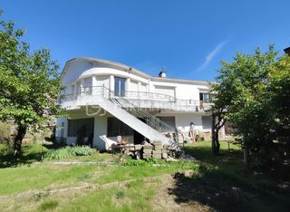  Maison � vendre 10 pi�ces 200 m�