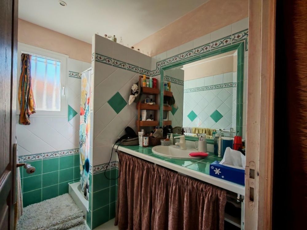 � vendre  Maison Fontvieille (13990)