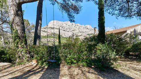   Vue exceptionnelle sur la Sainte-Victoire, grand terrain et environnement naturel � quelques minutes d'Aix-en-Provence Maison - 6 pi�ce(s) - 181 m�