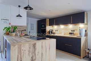  Maison � vendre 6 pi�ces 160 m�