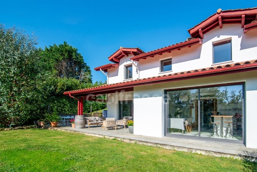 � vendre  Maison Ascain (64310)