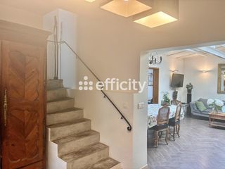  Maison � vendre 6 pi�ces 165 m�