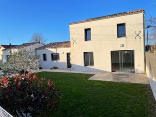  Maison � louer 5 pi�ces 150 m� Saint georges du bois