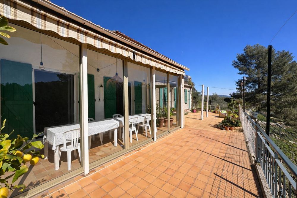 � vendre  Villa Cuers (83390)