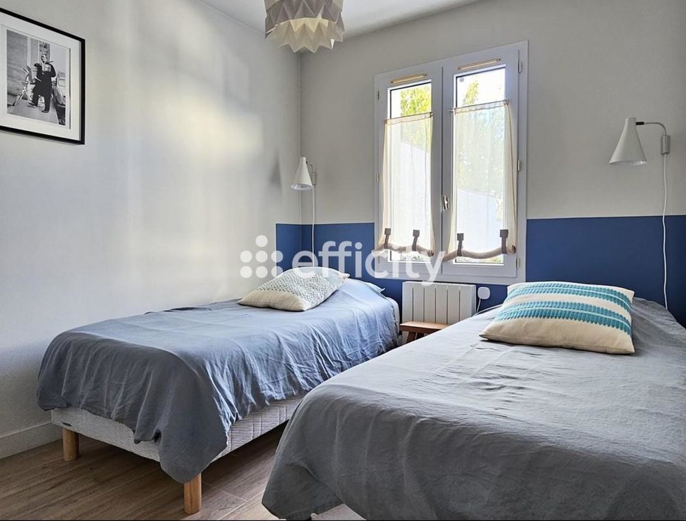 � vendre  Maison Saint-Martin-de-R� (17410)