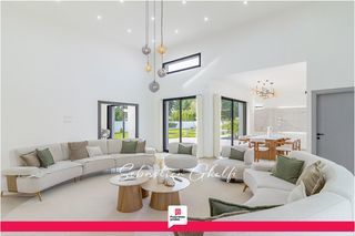  Maison � vendre 9 pi�ces 220 m�