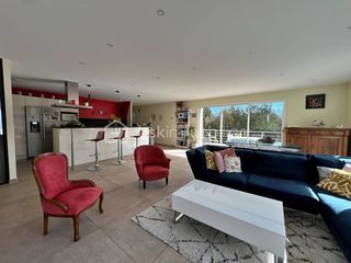  Maison � vendre 6 pi�ces 196 m�