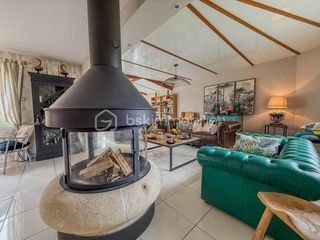  Propri�t�/ch�teau � vendre 6 pi�ces 167 m�