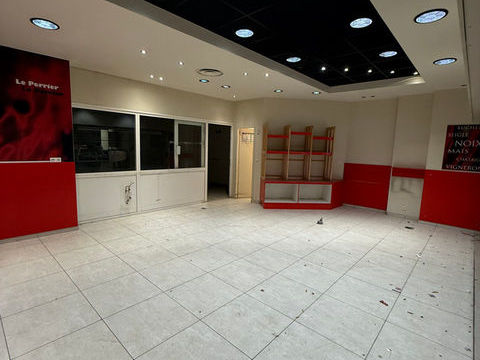 Local/bureau &agrave; vendre ANNEMASSE (74) 320000 74100 Annemasse