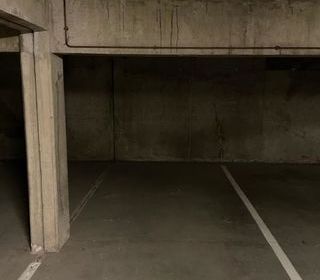  Parking / Garage � louer 1 m�