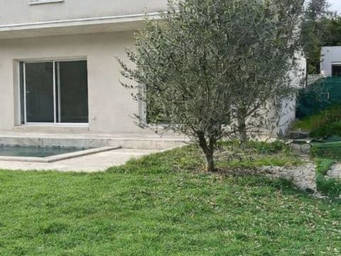   Villa  5 pi�ce(s) 120 m2 Villa - 5 pi�ce(s) - 110 m�