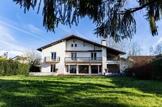  Maison � vendre 12 pi�ces 341 m�