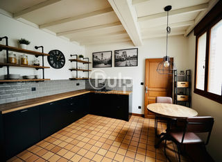  Immeuble � vendre 7 pi�ces 141 m�