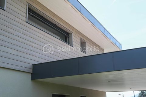   Jolie maison mitoyenne sur terrain plat / Belles prestations Maison - 4 pi�ce(s) - 98 m�