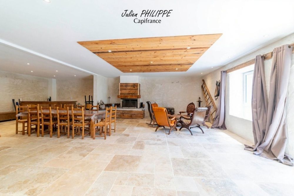 � vendre  Maison Ancelle (05260)