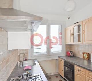  Appartement � louer 4 pi�ces 86 m�