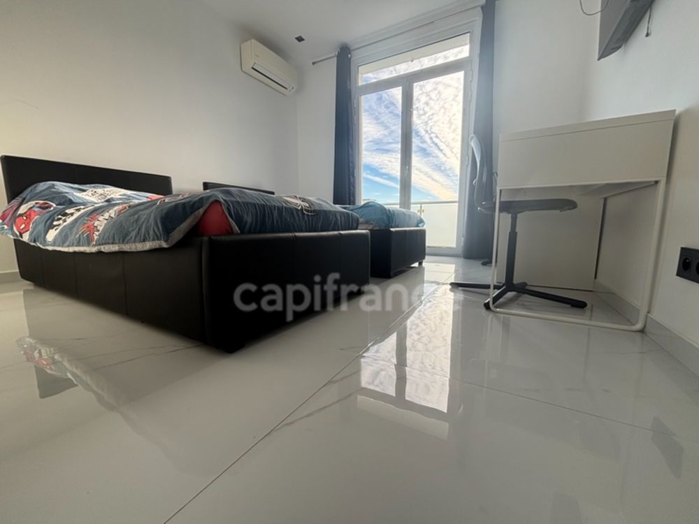 � vendre  Appartement Antibes (06600)