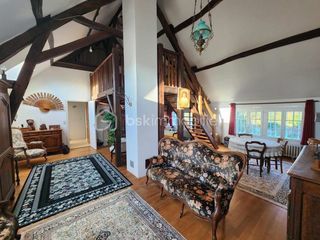  Maison � vendre 10 pi�ces 308 m�