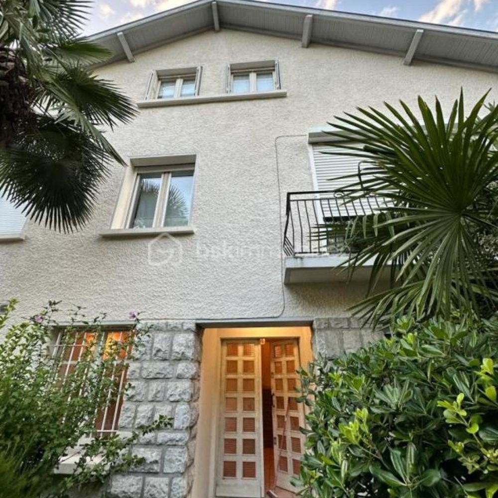 � vendre  Maison Pau (64000)