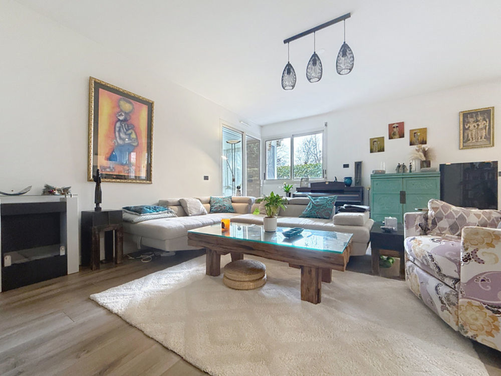 � vendre  Appartement Ferney-Voltaire (01210)