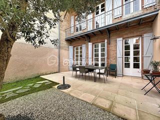  Propri�t�/ch�teau � vendre 9 pi�ces 244 m�