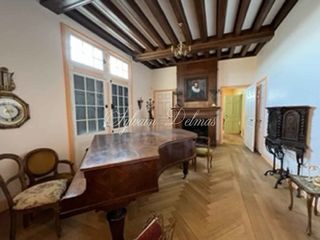  Propri�t�/ch�teau � vendre 15 + pi�ces 1000 m�