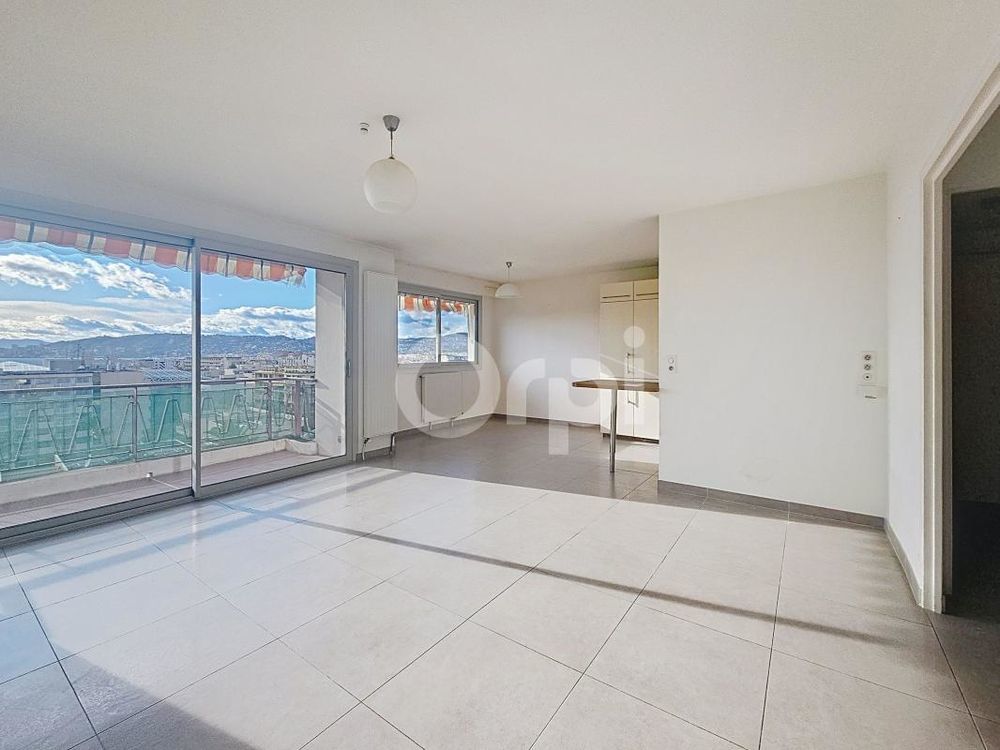 � vendre  Appartement Antibes (06600)