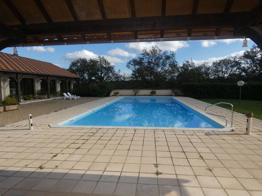 � vendre  Maison Nadaillac (24590)