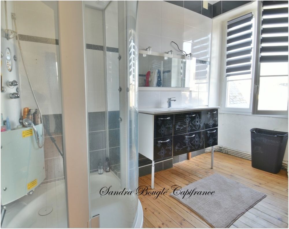 � vendre  Maison Laval (53000)