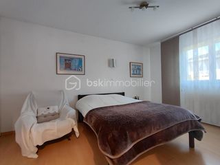  Maison � vendre 9 pi�ces 256 m�