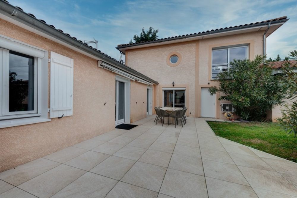 � vendre  Maison Blyes (01150)