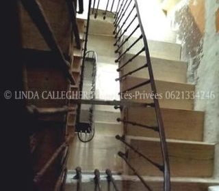  Immeuble � vendre 15 + pi�ces 466 m�