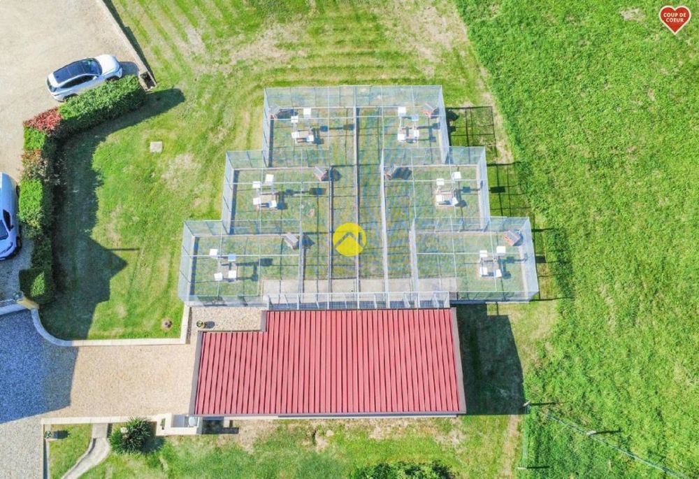 � vendre  Propri�t�/ch�teau Beaumont-du-P�rigord (24440)