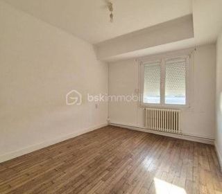  Immeuble � vendre 15 + pi�ces 573 m�