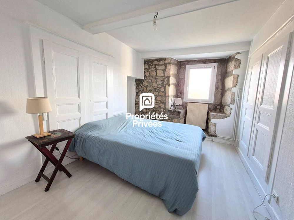 � vendre  Maison Valserh�ne (01200)