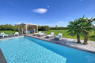  Maison � vendre 7 pi�ces 253 m�