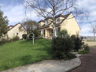  Villa � vendre 7 pi�ces 150 m�