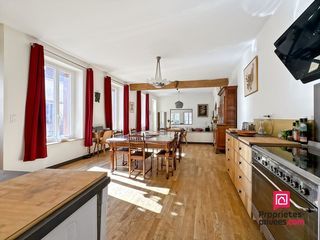  Maison � vendre 8 pi�ces 235 m�