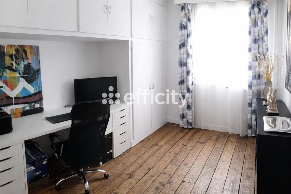 � vendre  Appartement Paris 18