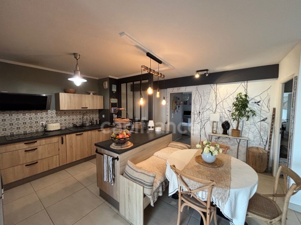 � vendre  Appartement M�ze (34140)