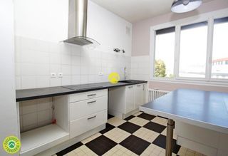  Appartement � vendre 4 pi�ces 120 m�