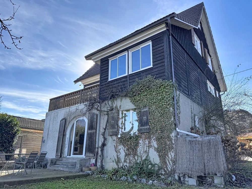 � vendre  Chalet La Roche-sur-Foron (74800)